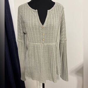 Babydoll Size Small Pink Lily Knit Top in Sage green